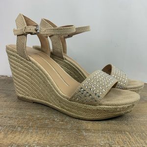 Tan Wedges